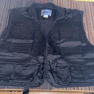 Fly fishing vest like new!